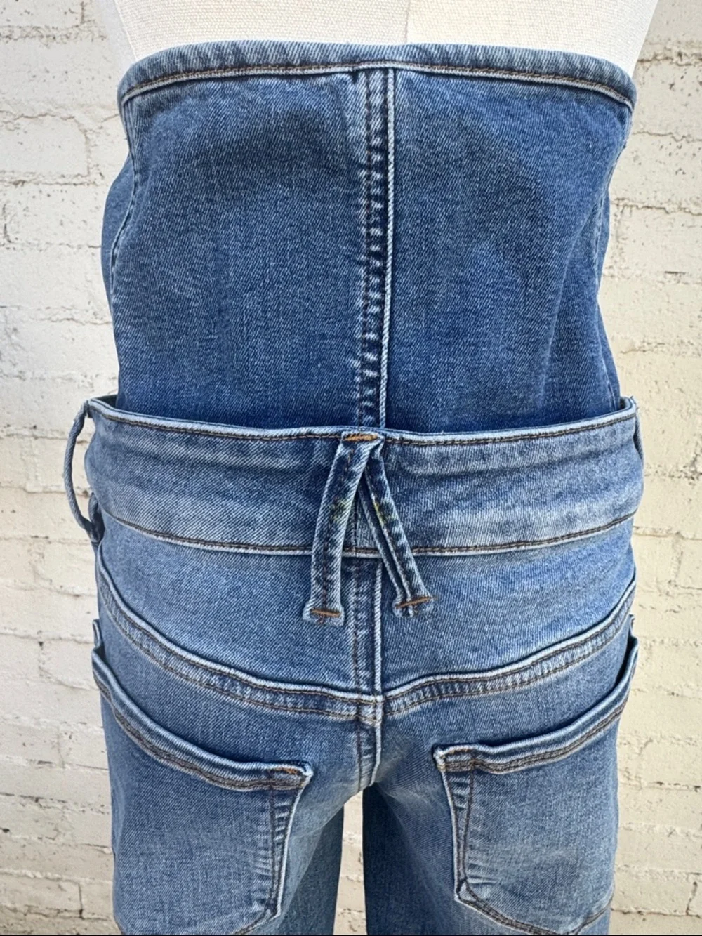 SAMPLE Good American Corset Jeans Size 4/27